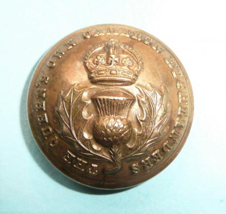 Queens Own Cameron Highlanders Officer's large button ( 79th Foot)