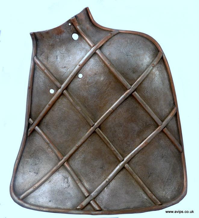 FRENCH SHOULDER TILTING / JOUSTING SHIELD TARGE - SCARCE 19TH CENTURY ELECTROTYPE COPY OF THE 15th CENTURY ORIGINAL BY MESSRS. FRANCHI AND SONS FOR THE SOUTH KENSINGTON ( V&A ) MUSEUM