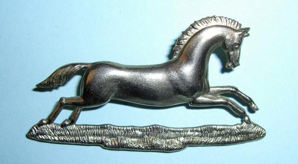 3rd King 's Own Hussars White Metal Collar Badge,  1898 - 1920