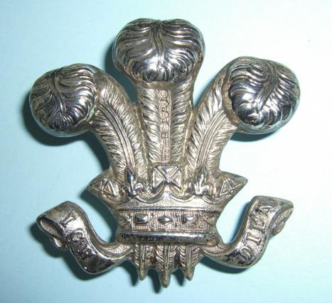 3rd Dragoon Guards / 10th Royal Hussars / 12th Royal Lancers Hallmarked Silver Regulation Pattern Cavalry Arm Badge, h/m 1884