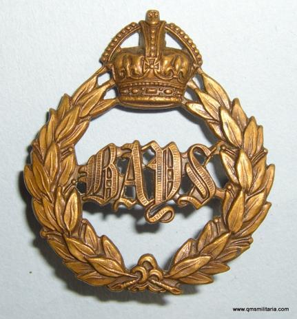 Edwardian issue 2nd Dragoon Guards ( The Queen's Bays ) Other Ranks Brass Cap Badge