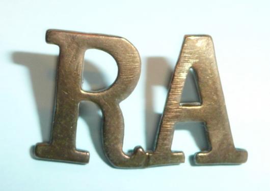 WW1 / WW2 RA Royal Artillery Brass Shoulder Title