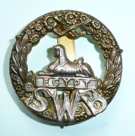 South Wales Borderers (SWB) Bi-Metal Cap Badge
