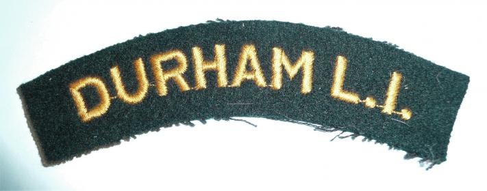 Durham LI (DLI) Yellow /Gold on Green Embroidered Cloth Shoulder Title