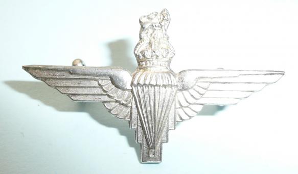 Parachute Regiment Officers Silver Plated Collar Badge, Kings Crown