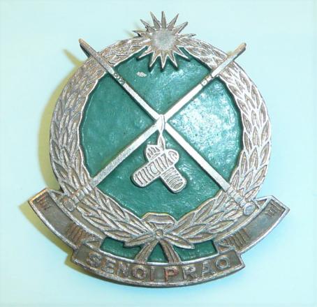 Malayan Emergency Special Forces Cap Badge - Senoi Praq Circa 1960s
