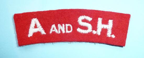 A and SH - Argyll & Sutherland Highlanders White on Red Woven Felt Cloth Shoulder Title