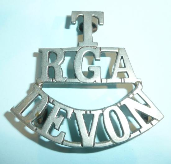 T/ RGA / Devon Royal Garrison Artillery Territorials White Metal One Piece Shoulder Title