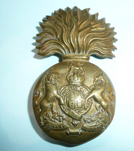 Royal Scots Fusiliers (RSF) Brass Other Ranks Glengarry Badge, Kings Crown