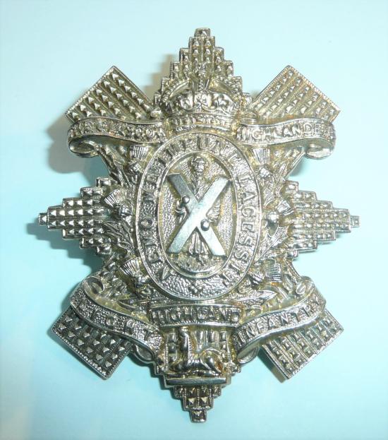 The 1st Battalion Glasgow Highlanders (Highland Light Infantry)  White Metal Cap Badge, Kings Crown
