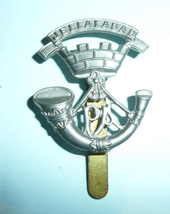 Prince Alberts (Somerset Light Infantry) Small Pattern White Metal Beret Badge