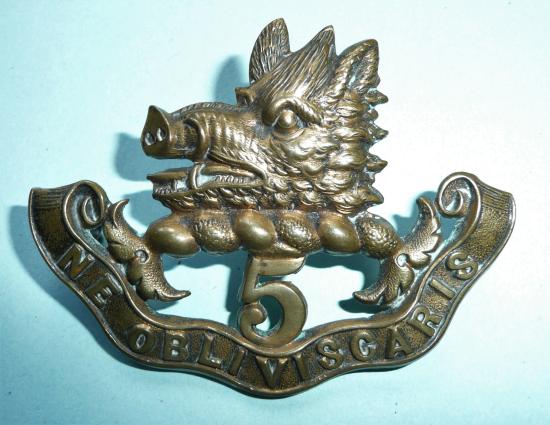 5th Canadian Royal Scots of Canada Regiment Glengarry Badge / Canadian Black Watch Sporran Badge