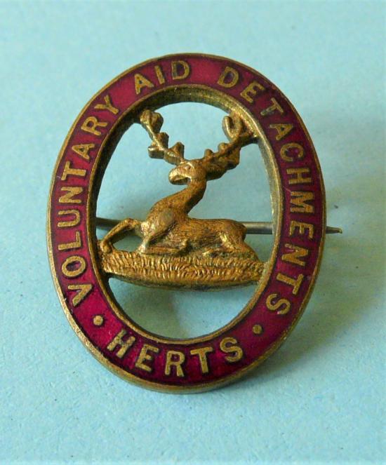 WW1 Herts (Hertfordshire) Voluntary Aid Detachment VAD badge