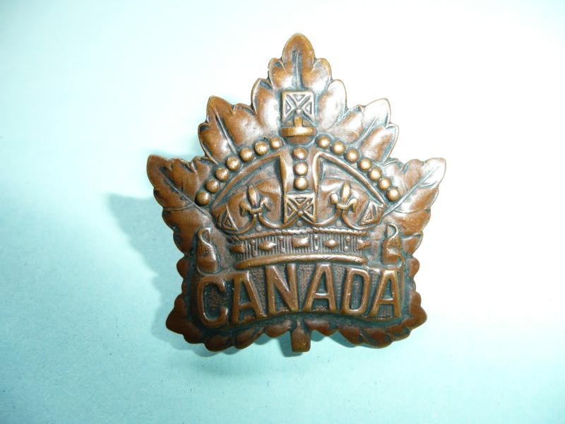 WW1 / WW2 Canada Canadian General Service Maple Leaf Bronze Cap Badge - Roden Bros