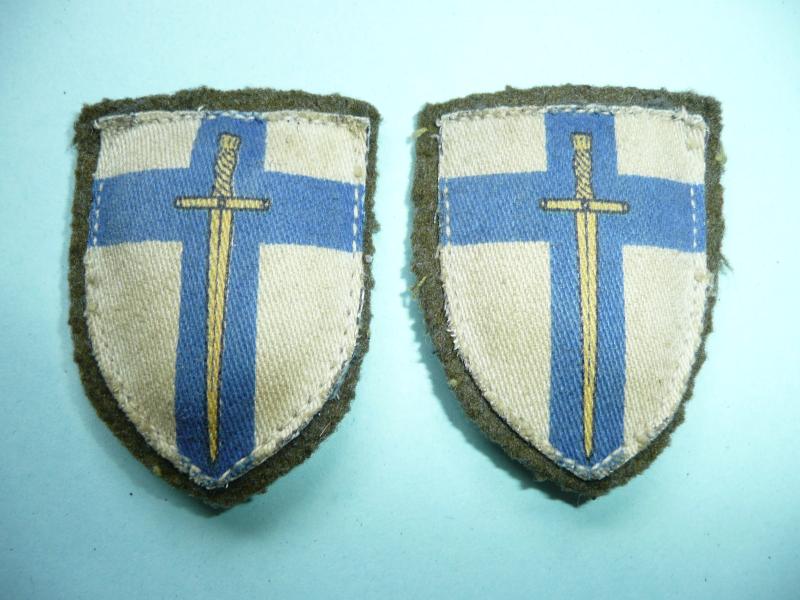 WW2 Second 2nd Army Division Matched Pair of Printed Cloth Padded Formation Signs