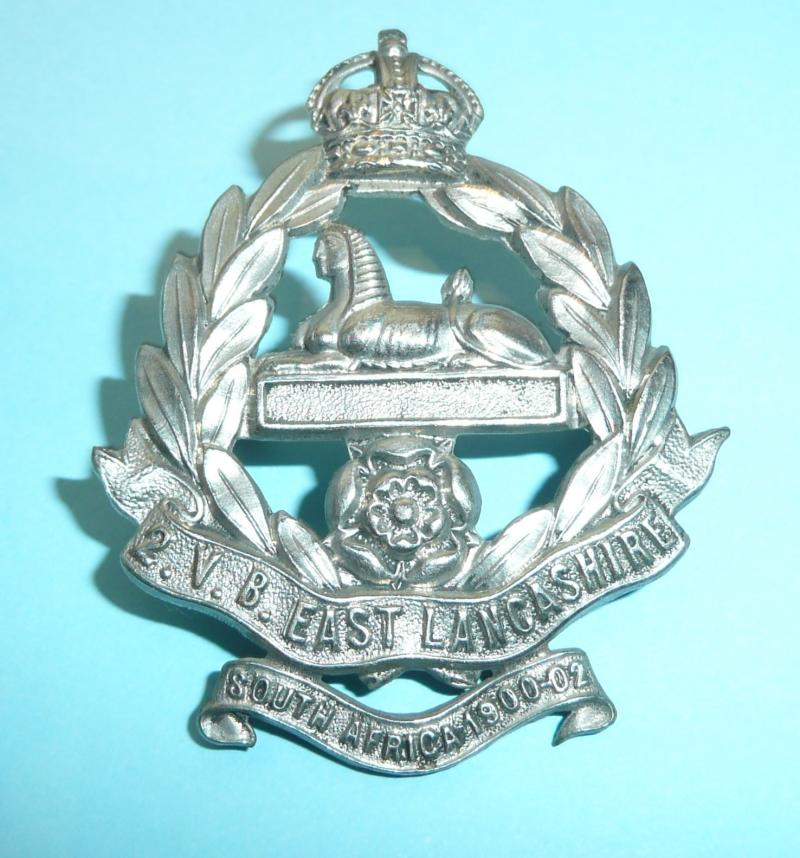 2nd Volunteer Battalion East Lancashire Regiment White Metal Cap Badge - South Africa Scroll