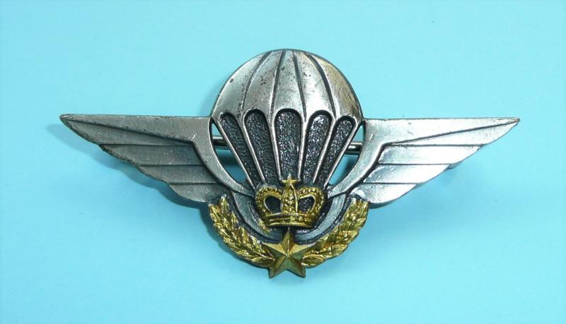 Morocco Africa Post WWII Airborne Jump Wings Parachute Badge French Made