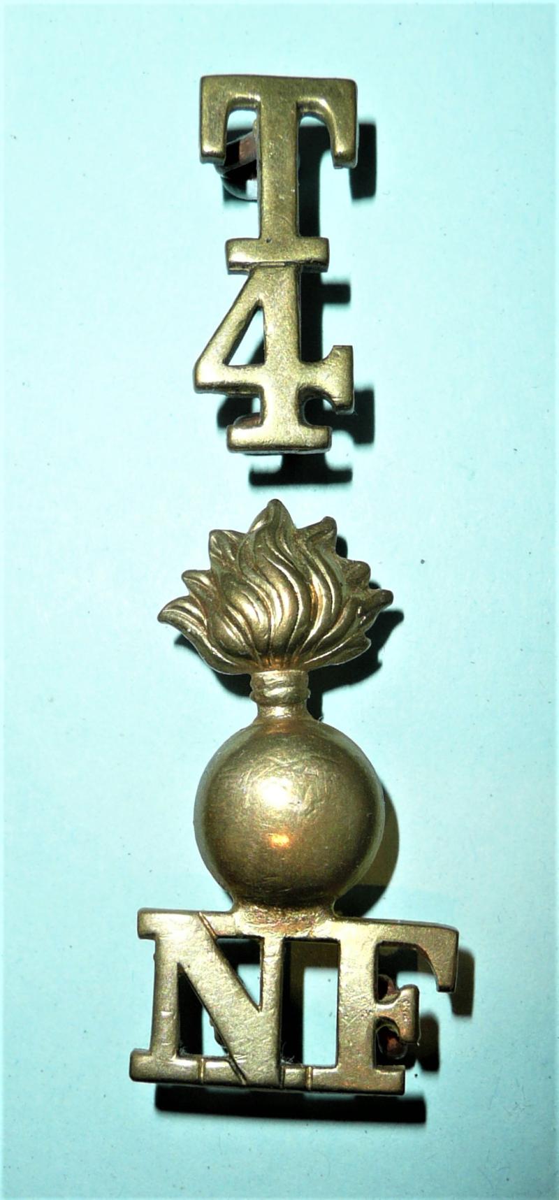 T4 / Grenade NF (Northumberland Fusiliers) 2 Piece Brass Shoulder Title