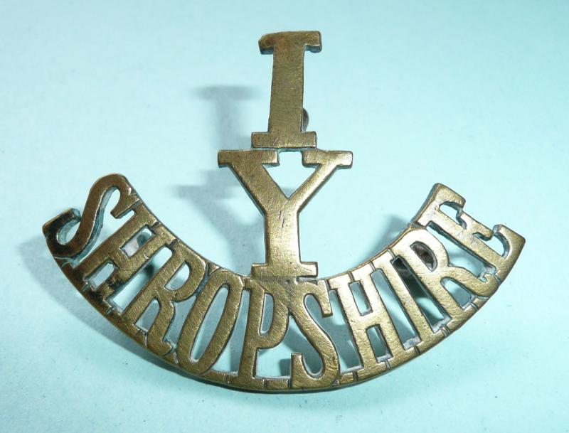 1 / Y / Shropshire Yeomanry One Piece Brass Shoulder Title