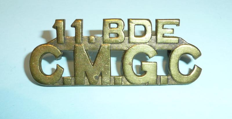 Canada - Canadian 11th Brigade / Machine Gun Company (CMGC) Brass Shoulder Title