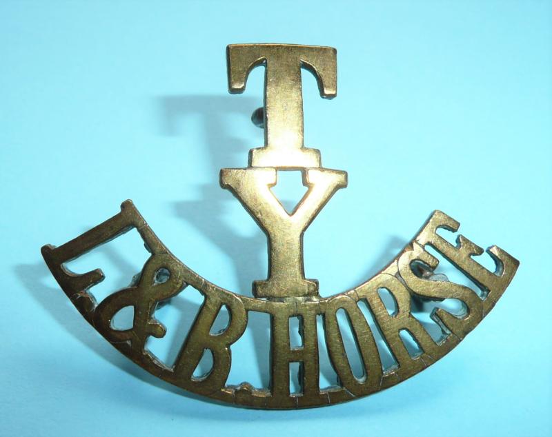 T / Y / L & B Horse -  Lothian & Borders Horse Yeomanry Brass One Piece Shoulder Title Badge