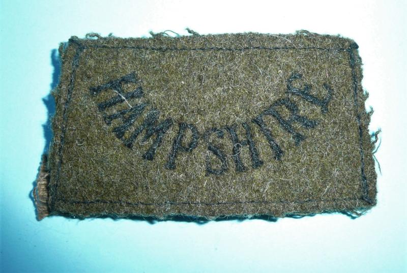 WW2 Hampshire Regiment Woven Black on Khaki Shoulder Slide Slip on Title