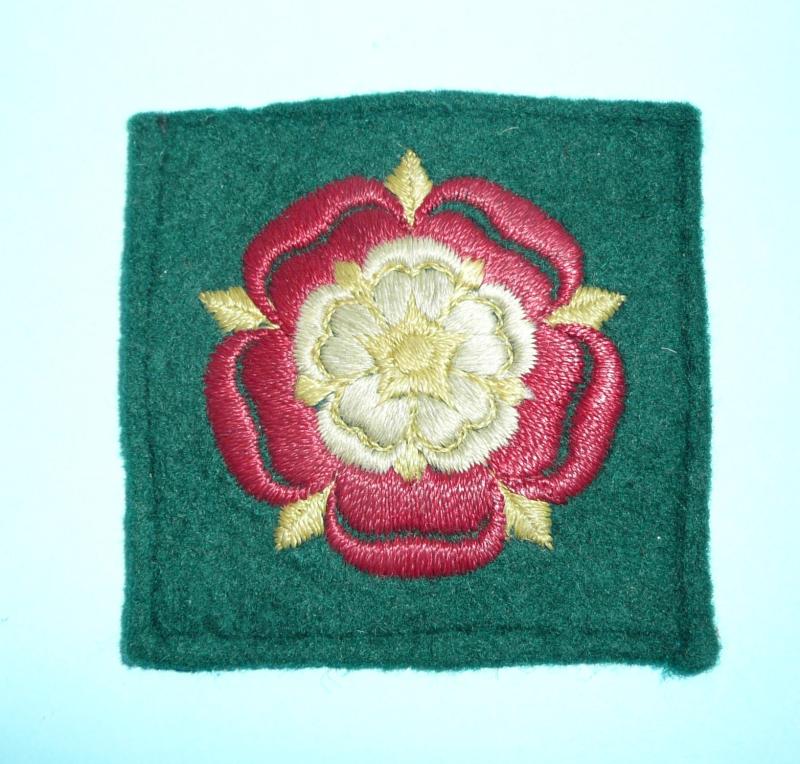 Catterick District / Garrison Embroidered Felt Cloth Formation Shoulder Sign Flash Patch Designation Arm Badge