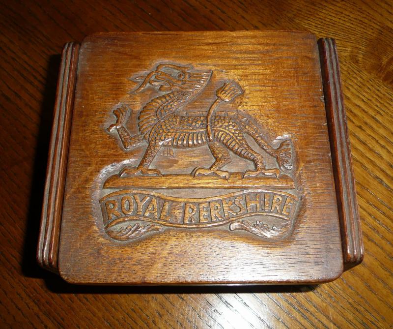 Royal Berkshire Regiment Carved Wooden Oak Trinket / Cigarette Box