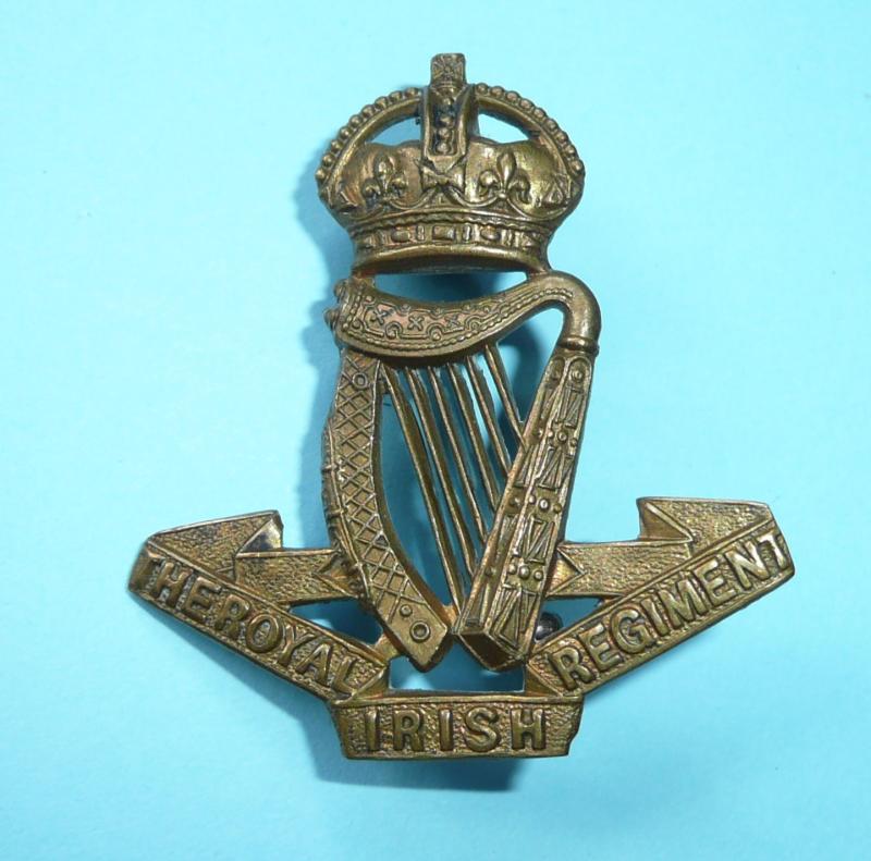 Royal Irish Regiment Other Ranks Gilding Metal Brass Cap Badge, EDVII Issue