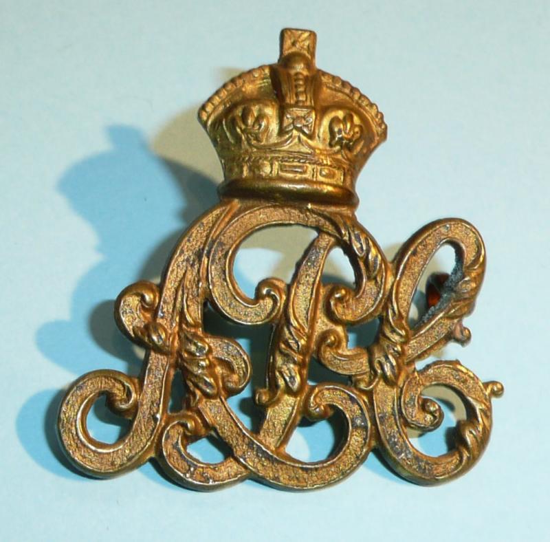 Army Pay Corps (APC) Edwardian Issue Gilding Metal Brass Other Ranks Cap Badge,