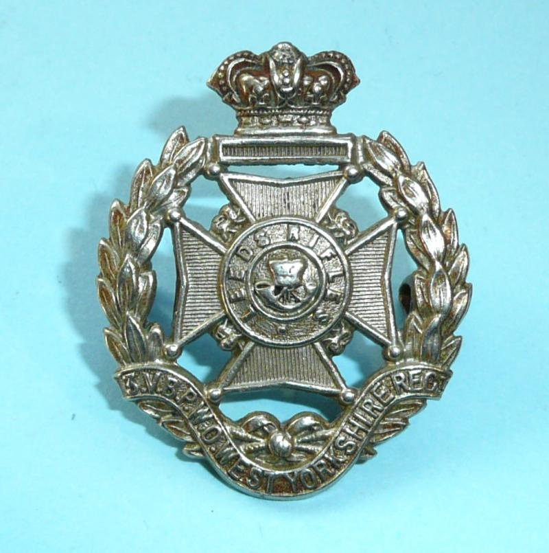 Victorian 3rd Volunteer Battalion (VB) PWO West Yorkshire Regiment Leeds Rifles Forage Cap Badge