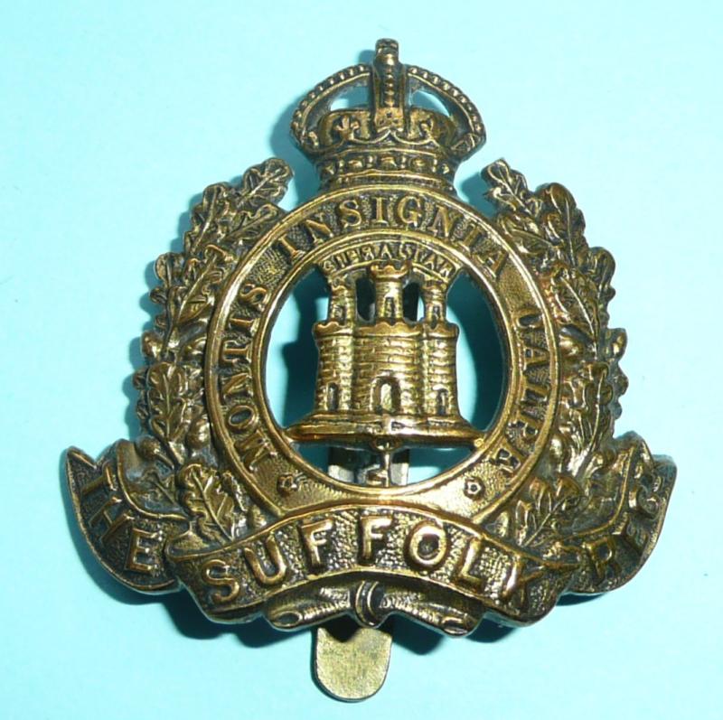 WW1 Suffolk Regiment Economy All Brass Gilding Metal Cap Badge