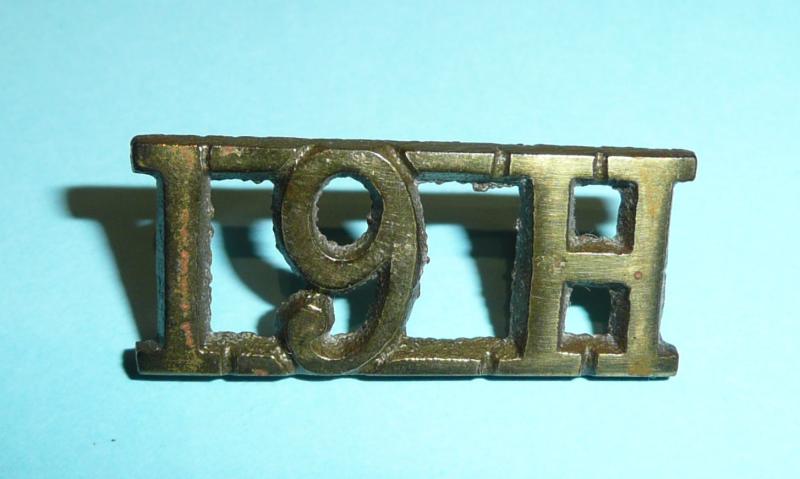 19th Hussars (Alexandra PWO and then Queen Alexandra's Own) Other Ranks Theatre Cast Brass Shoulder Title