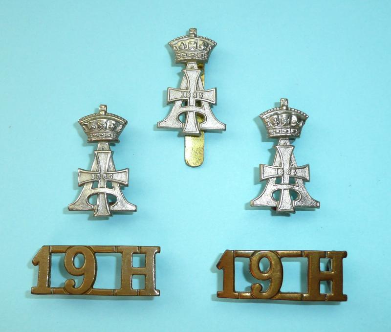 19th Royal Hussars (Queen Alexandra's Own) Other Ranks Cap Badge Collar and Shoulder Title Set