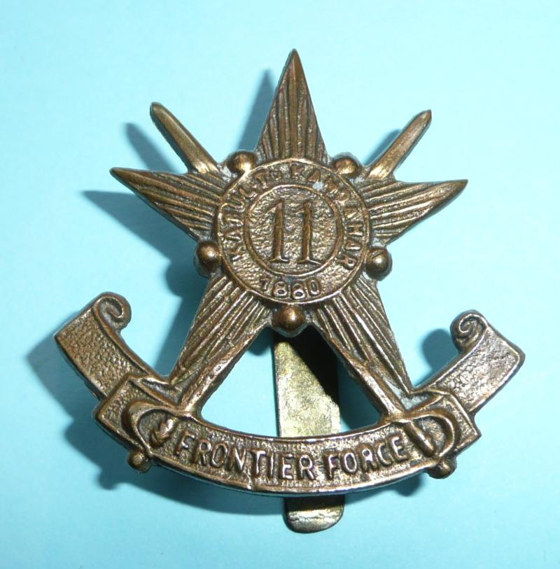 Pakistan Army - 11th PAVO (Frontier Force) Cavalry Cap Badge, 1956 onwards