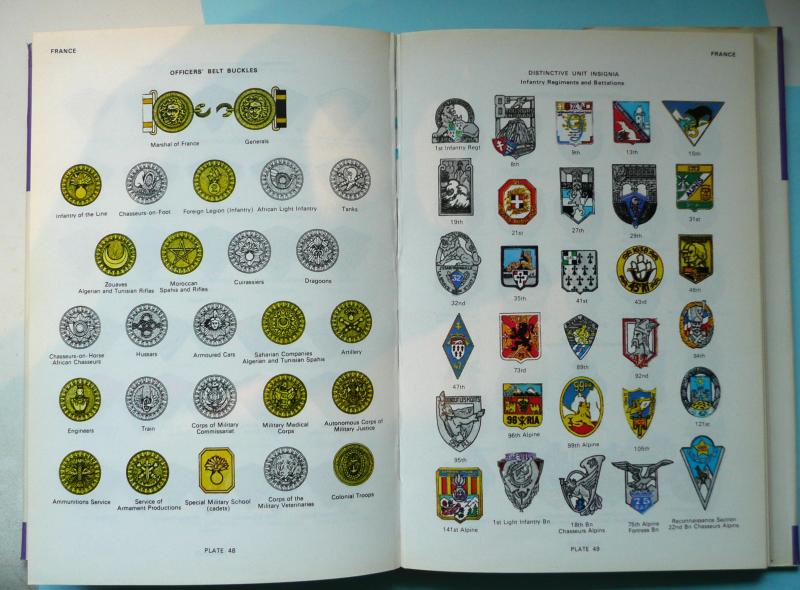 Blandford Colour Series - Army Badges and Insignia of WW2 Book 2/ Volume 2 - Specialist Hardback Book - Guido Rosignoli