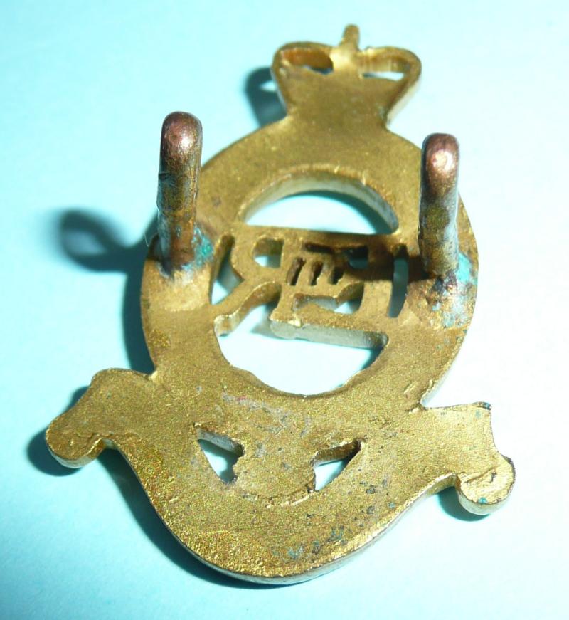 Royal Horse Artillery RHA Regiment OFFICERS GILT Beret Badge – Queens Crown