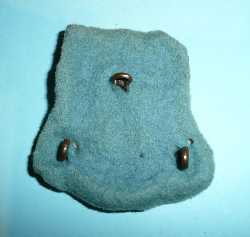 Northumberland Hussars Yeomanry NCOs (Non-Commissioned Officer's) White Metal Arm Badge with original Light Blue Felt Backing